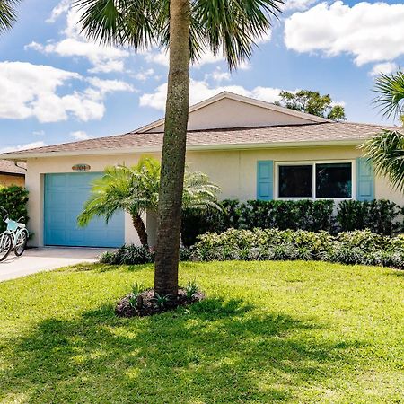 Naples Beach Retreat Bike To Beach! 4 Bed 2 Bath Villa Eksteriør billede