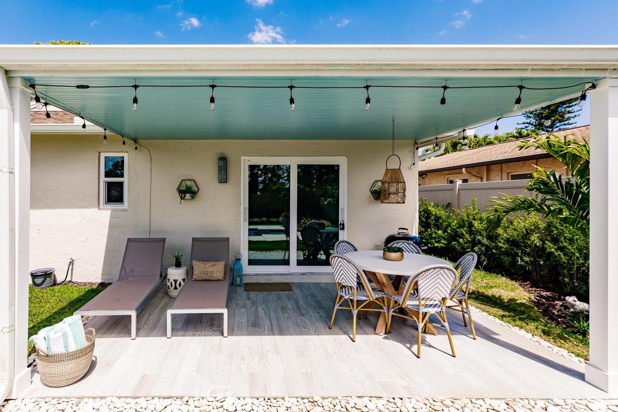 Naples Beach Retreat Bike To Beach! 4 Bed 2 Bath Villa Eksteriør billede