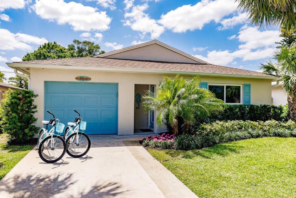 Naples Beach Retreat Bike To Beach! 4 Bed 2 Bath Villa Eksteriør billede